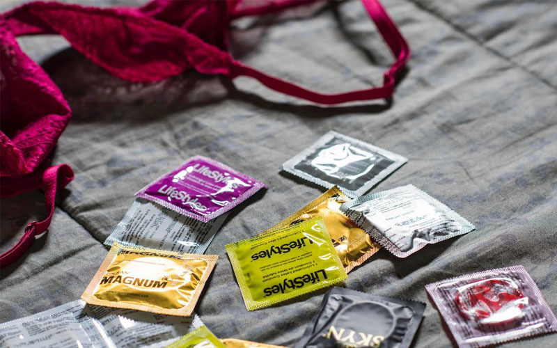 Nam giới nên chọn lựa dòng bao cao su phù hợp với cơ địa 