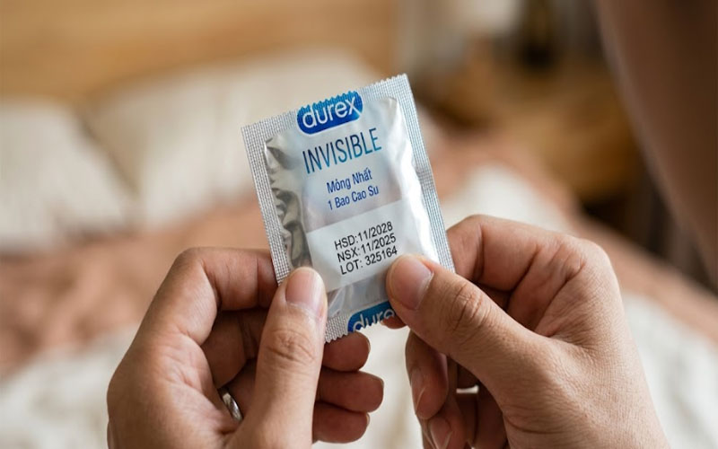 Hãy chắc chắn bao cao su còn hạn sử dụng và bao bì không bị rách, xẹp