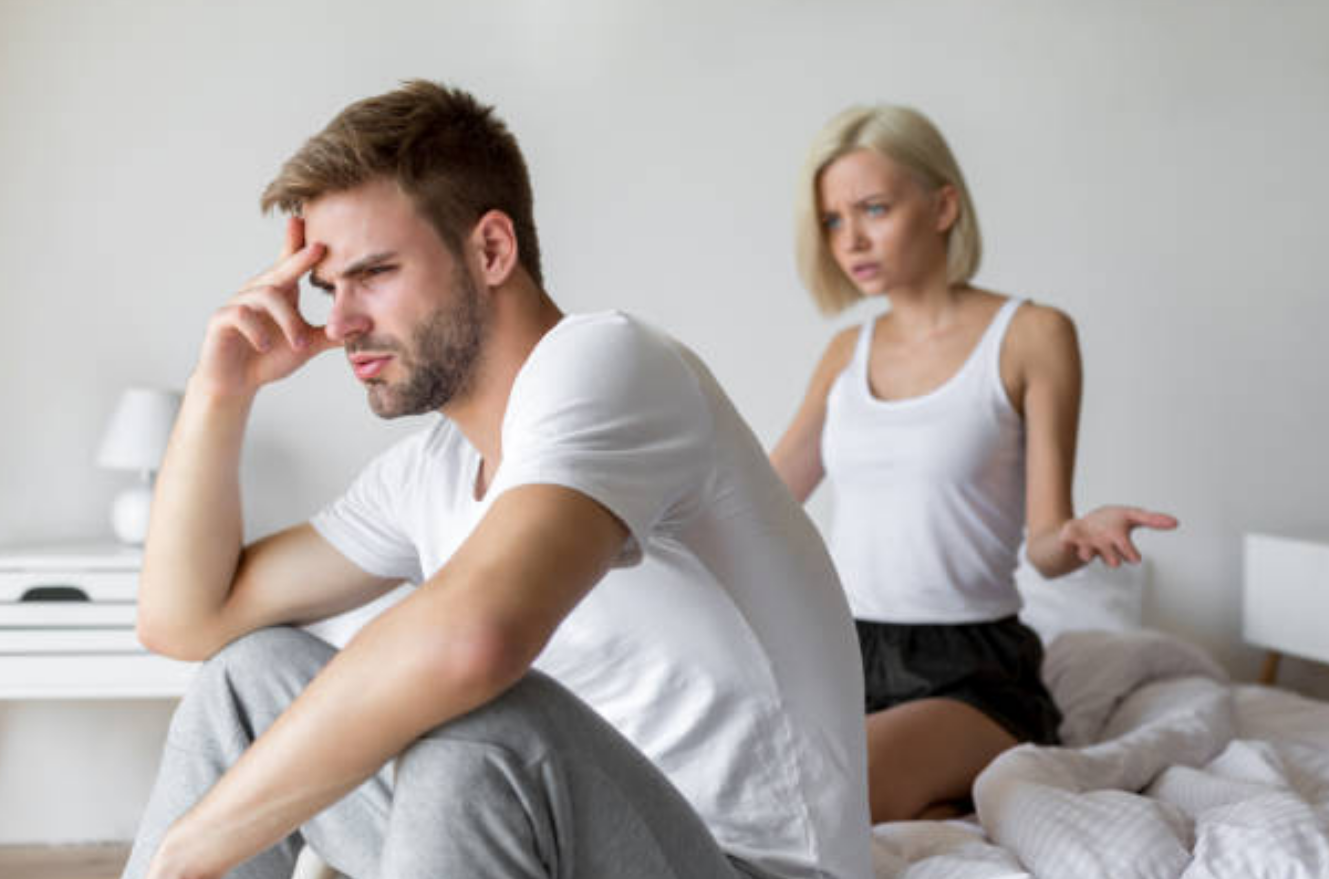 Xuất tinh sớm: Dấu hiệu nhận biết và thời điểm cần điều trị